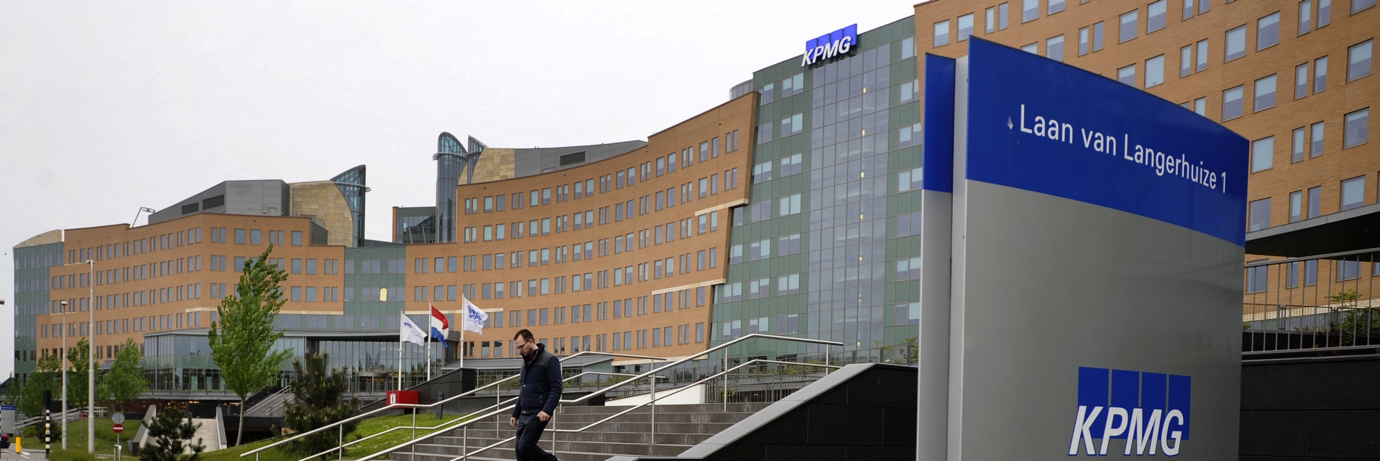 53fdfc4a0f661e6a06e8ab17_KPMG_Gebouw_Desktop.jpg